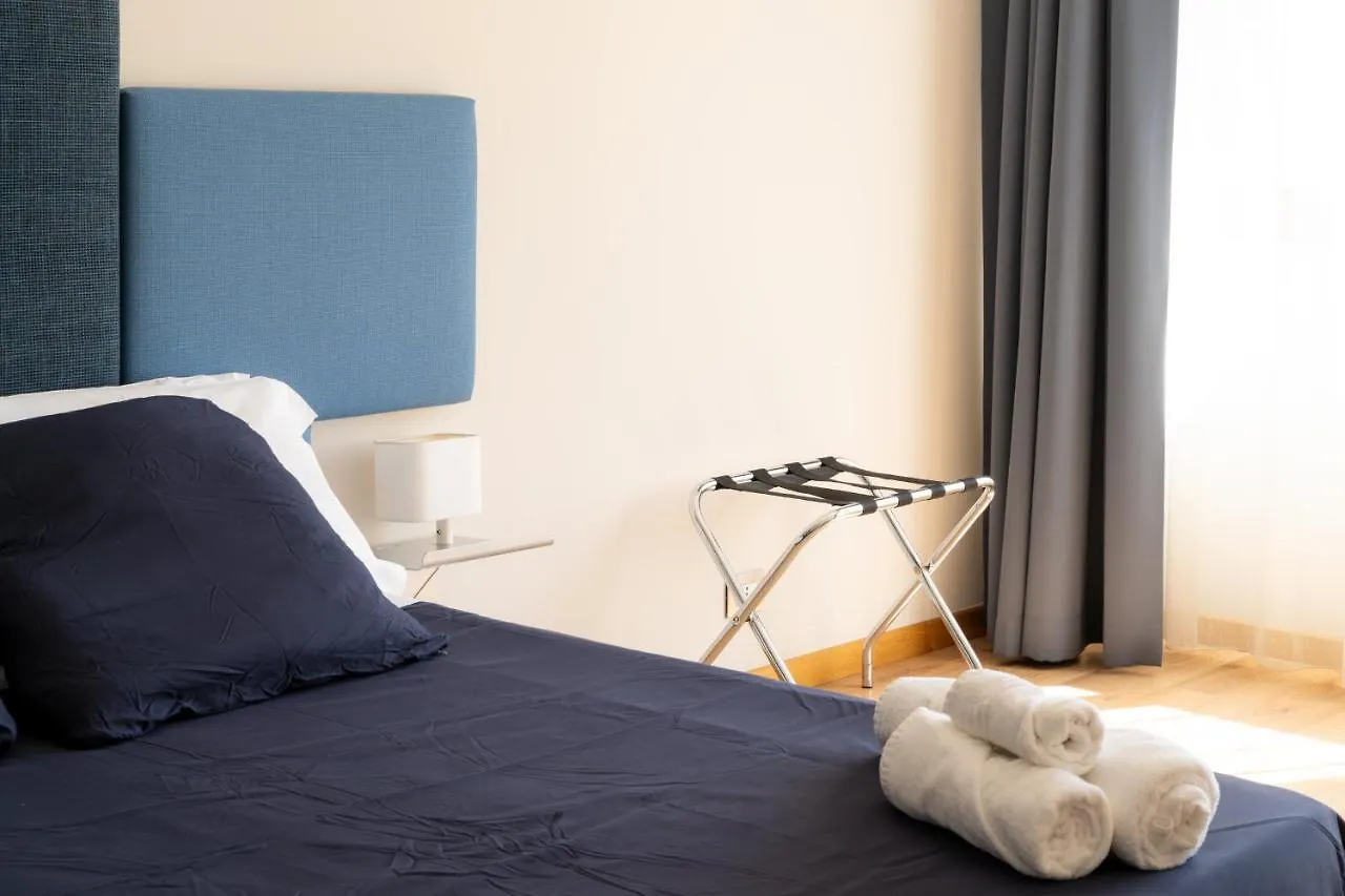 Exclusive 2 Bedroom Apartment Catania Center 0*,